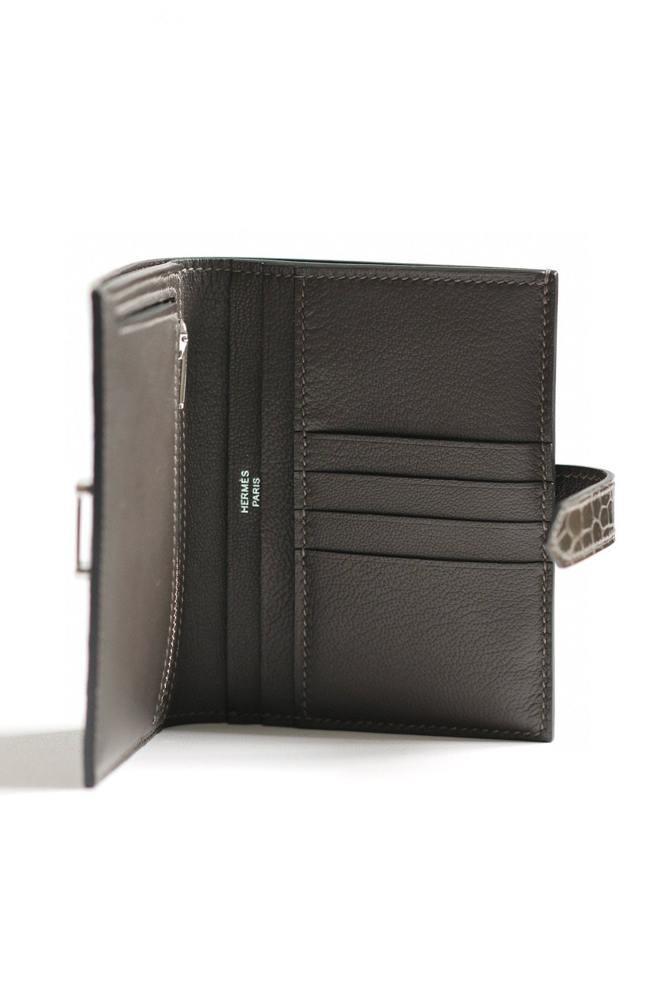 Hermes Bearn Compact Wallet in Graphite Shiny Alligator Leather - Image 7