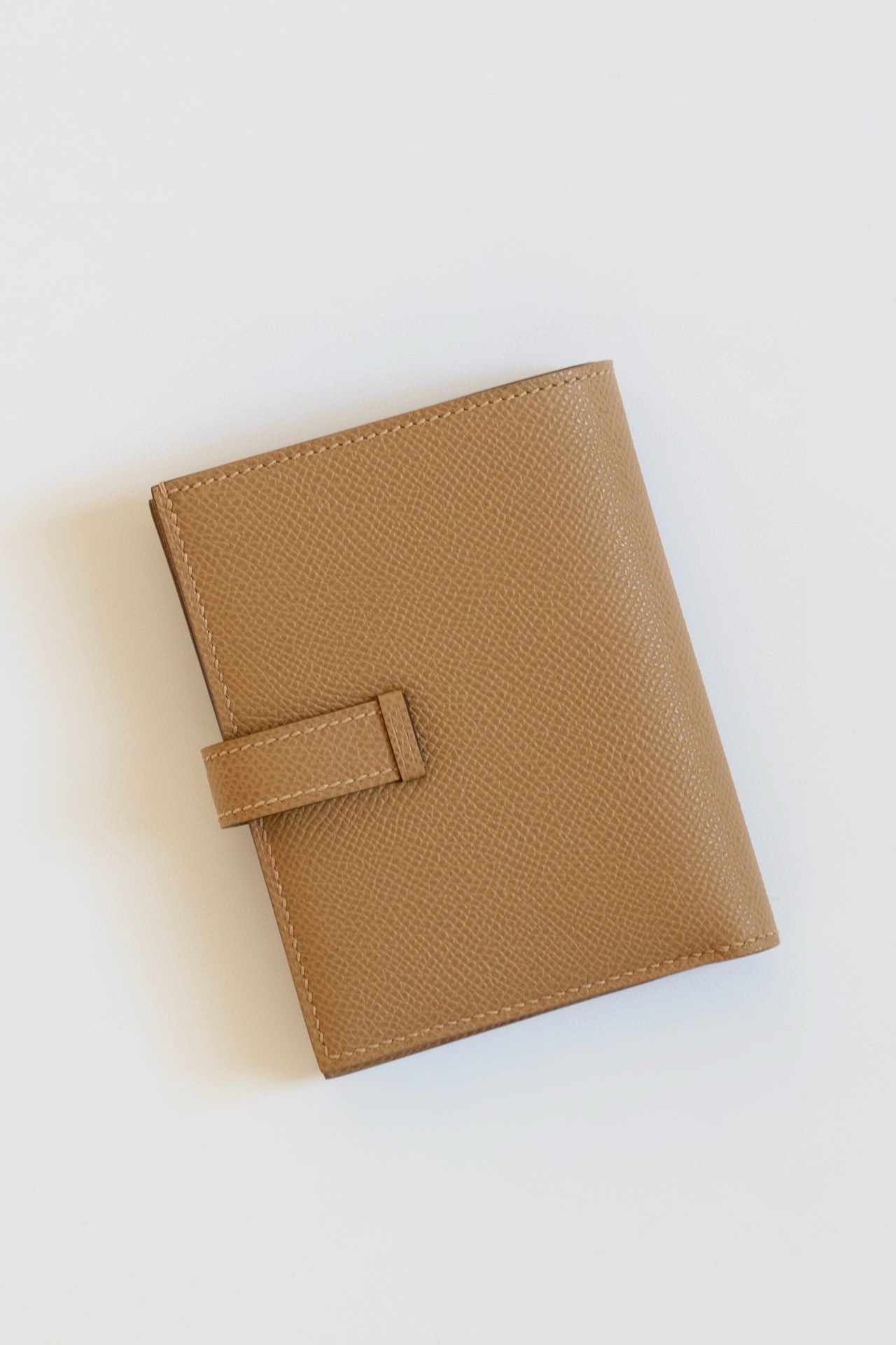 Hermes Bearn Compact Handmade Wallet in Chai Epsom Calfskin - Image 10