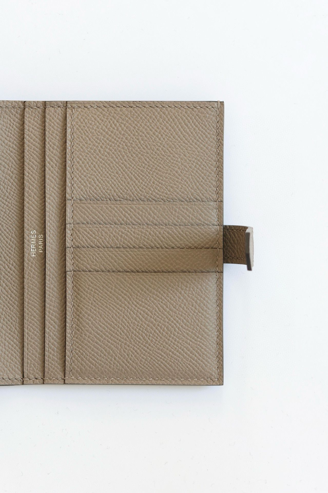 Hermes Bearn Compact Handmade Wallet in Gris Asphalt Epsom Calfskin - Image 7