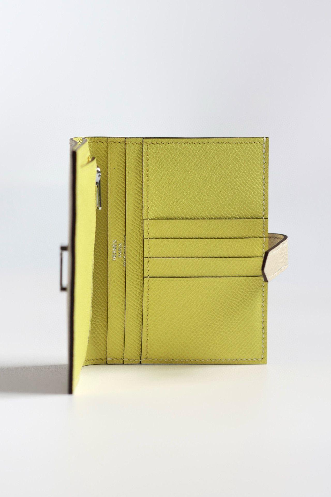 Hermes Bearn Compact Verso Handmade Wallet in Nata Epsom Calfskin - Image 5