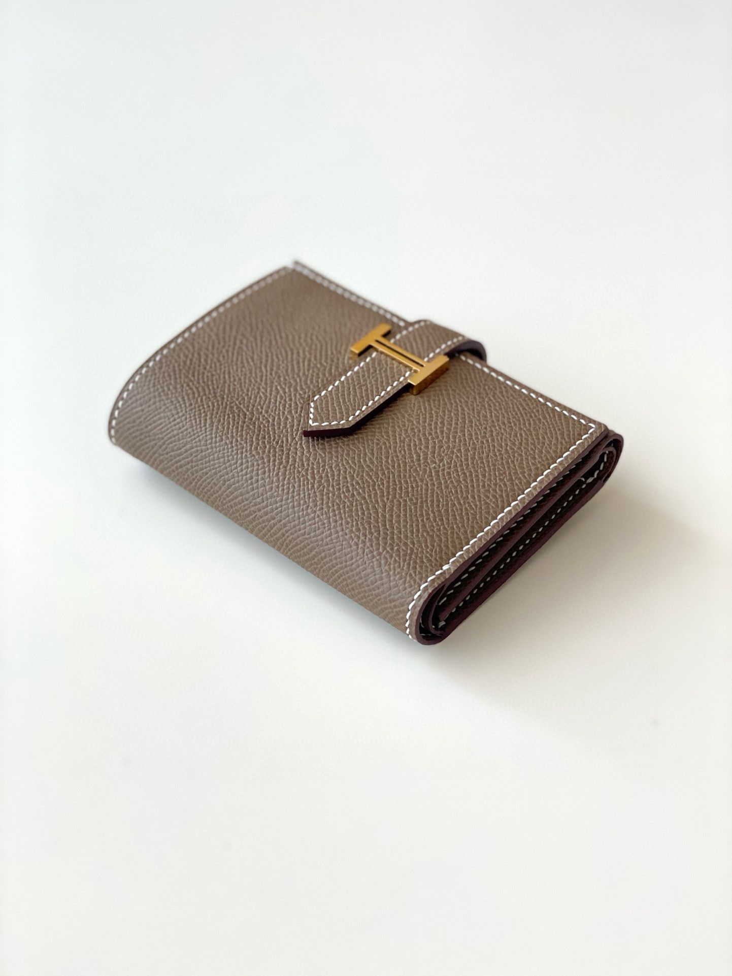 Hermes Bearn Tri-fold Handmade Wallet in Taupe Epsom Leather - Image 10