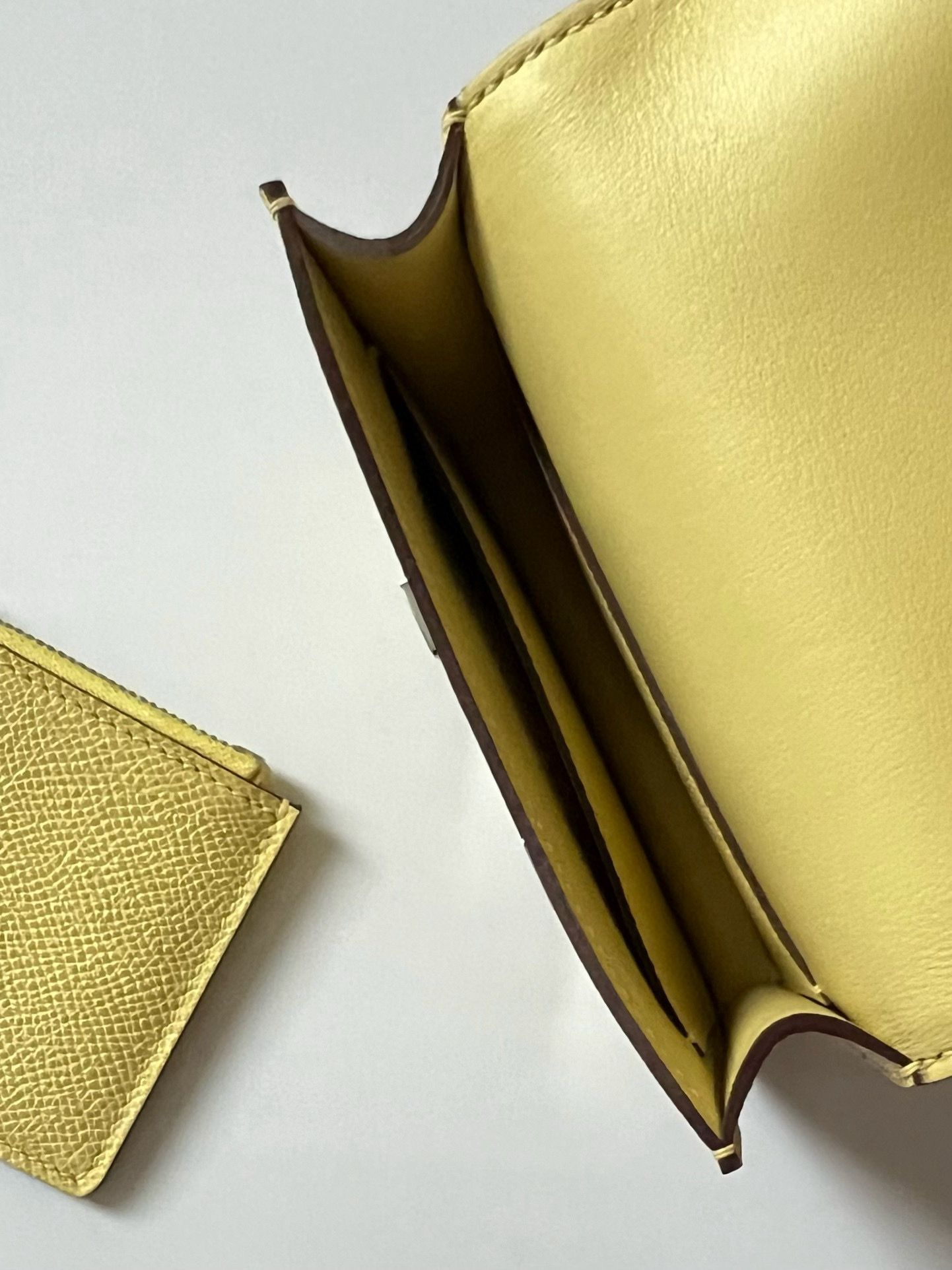Hermes Constance Slim Wallet in Jaune Poussin Epsom Calfskin - Image 9
