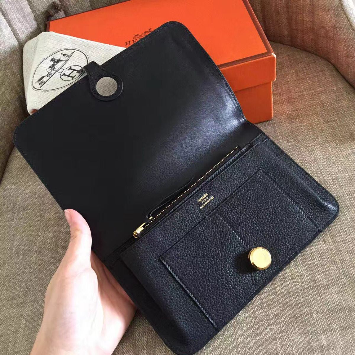 Hermes Dogon Duo Wallet In Black Clemence Leather - Image 8