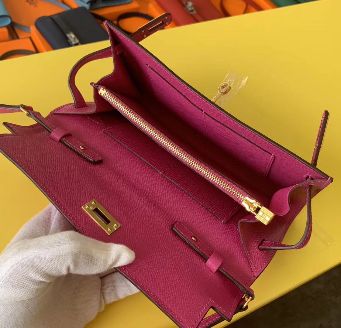 Hermes Kelly Classique To Go Wallet In Magnolia Epsom Calfskin - Image 5