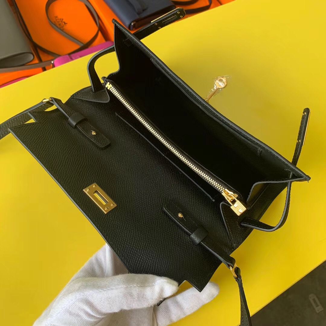 Hermes Kelly Classique To Go Wallet In Black Epsom Calfskin - Image 7