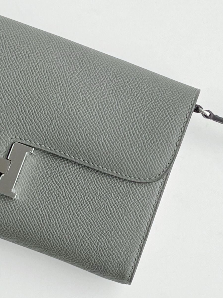 Hermes Constance To Go Wallet in Gris Meyer Epsom Calfskin - Image 5