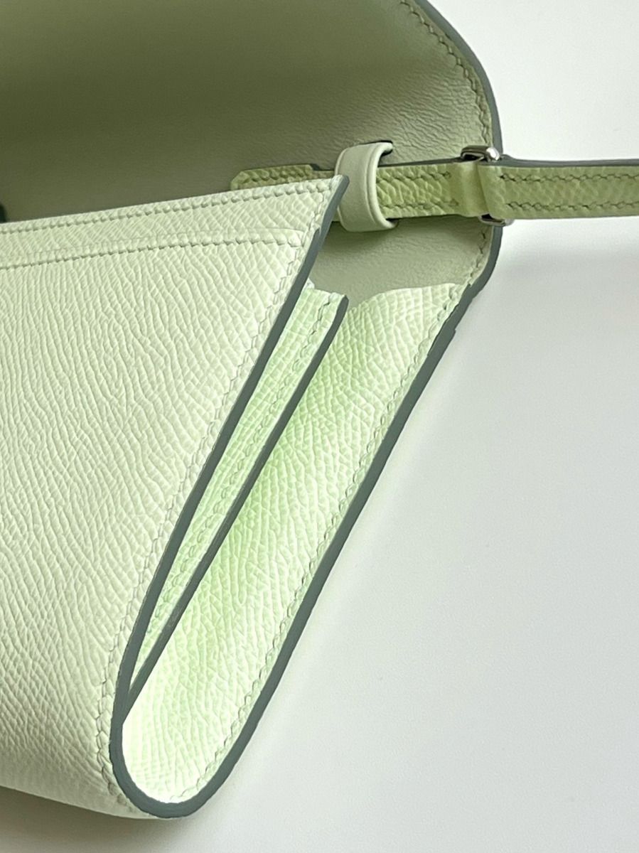 Hermes Constance To Go Wallet in Vert Fizz Epsom Calfskin - Image 6