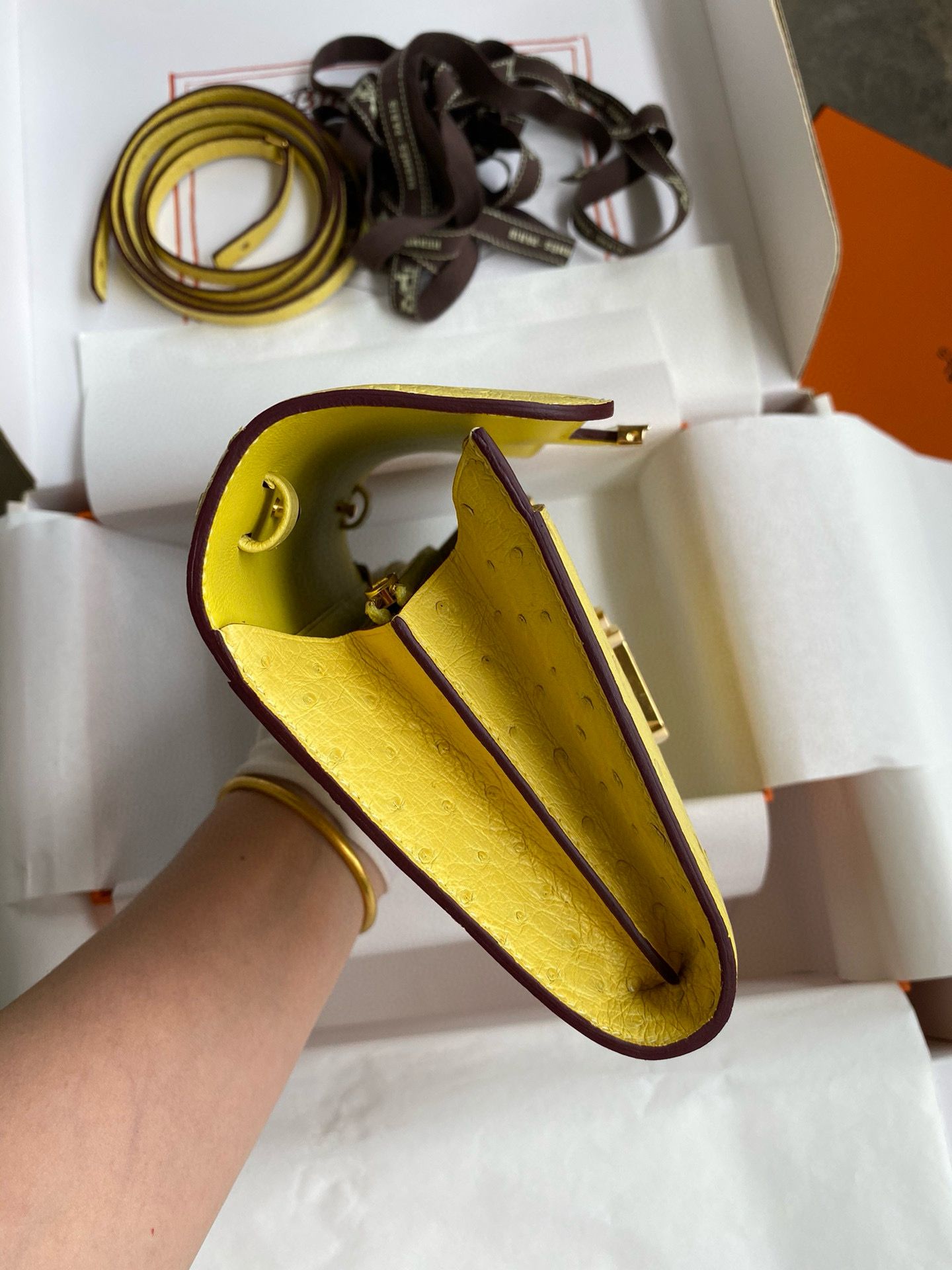 Hermes Constance To Go Wallet in Lime Ostrich Leather - Image 6