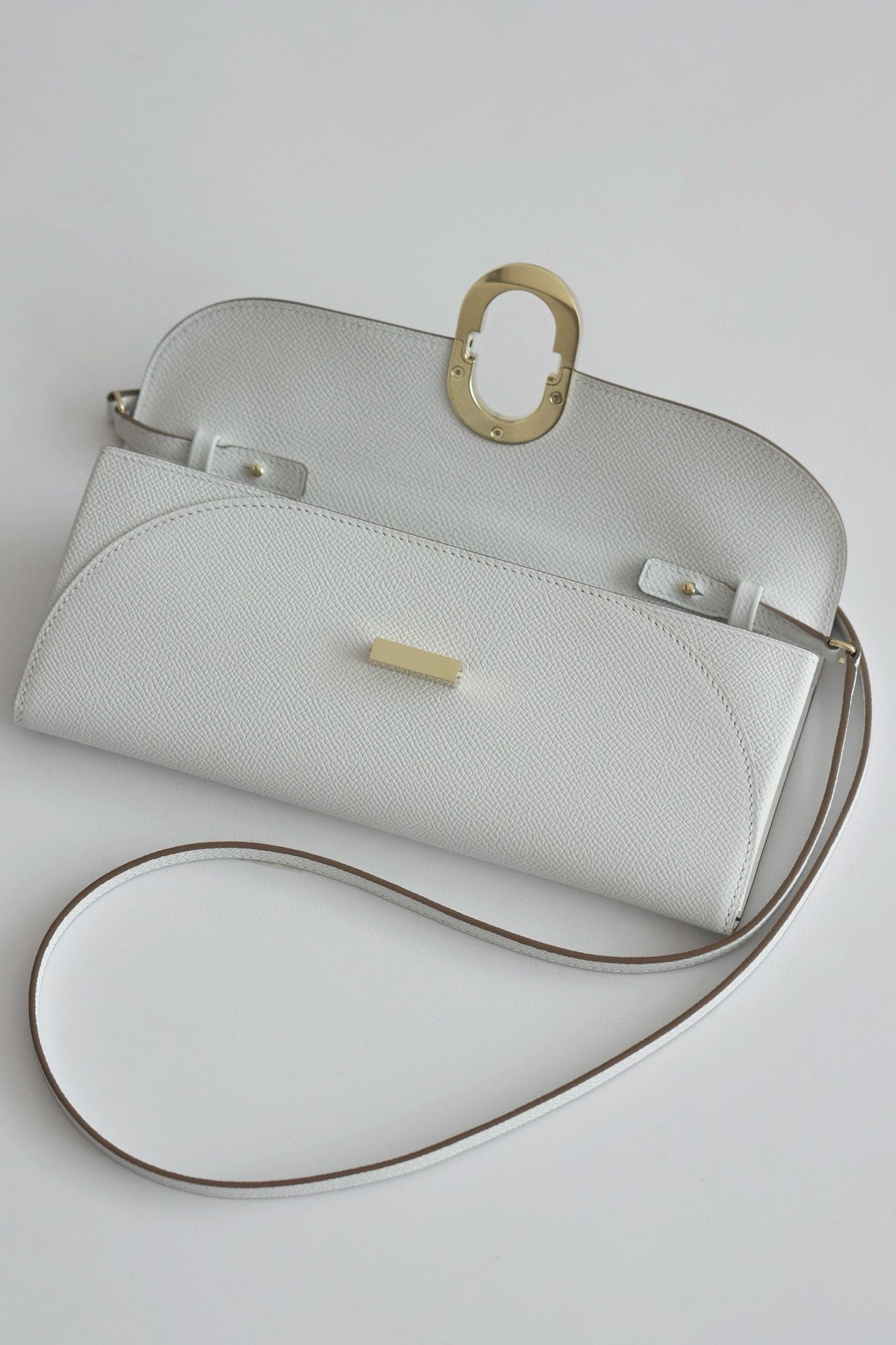 Hermes Maillon To Go Wallet in Gris Pale Epsom Calfskin - Image 3