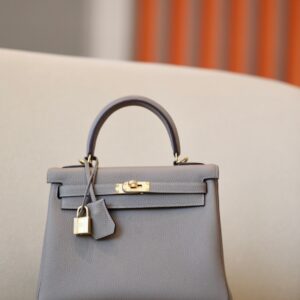 Kelly 28 Togo Gris Asphalte (M8) Gold Hardware