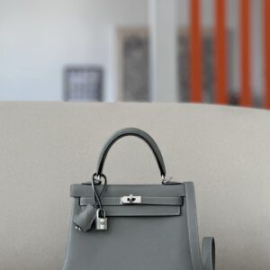 Kelly 25 Togo Gris Mouette(4Z) Palladium Hardware